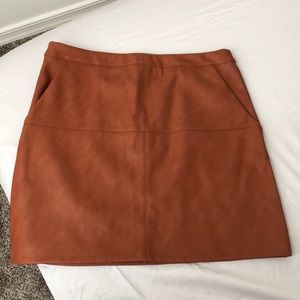 NWT Camel mini skirt
